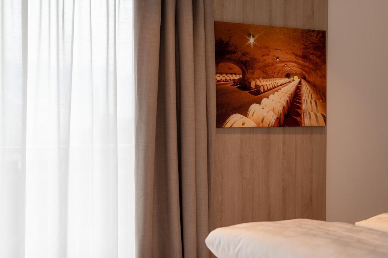 Garni Hotel Ritterhof Tramin an der Weinstraße Exteriör bild