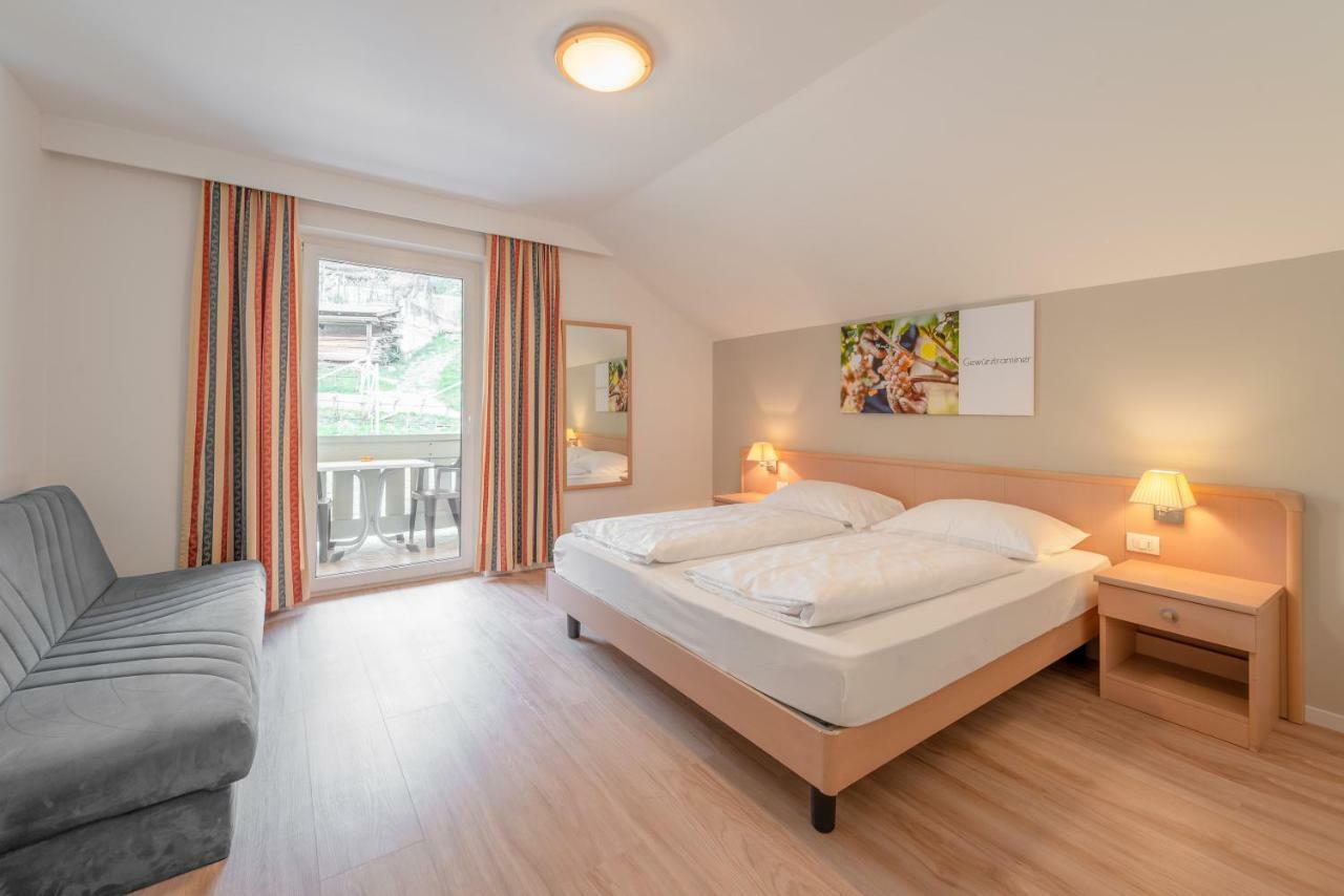 Garni Hotel Ritterhof Tramin an der Weinstraße Exteriör bild