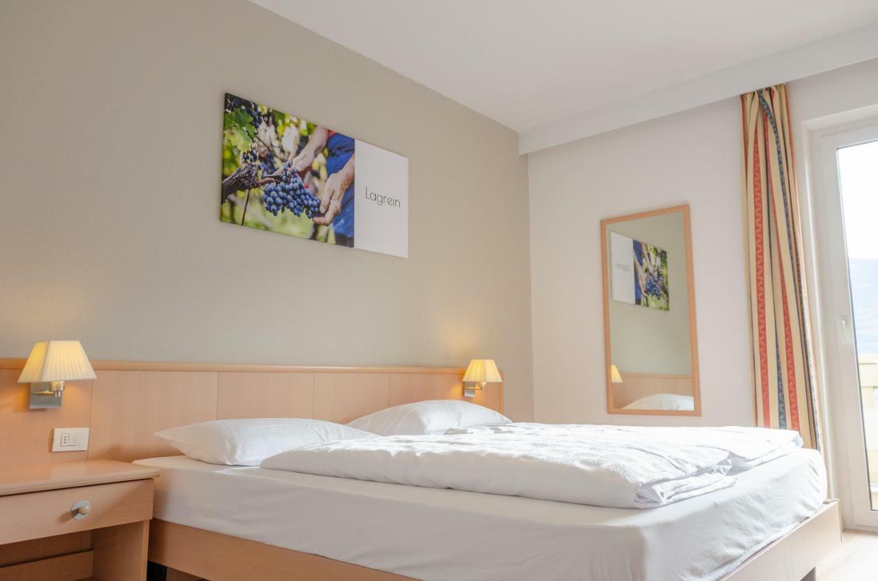 Garni Hotel Ritterhof Tramin an der Weinstraße Exteriör bild